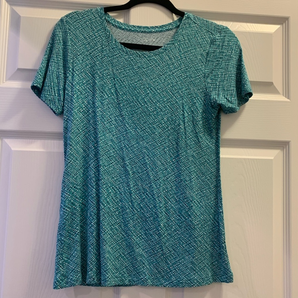 Apt9 comfortable spring and summer top